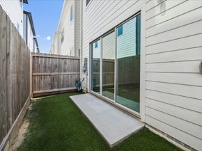 8534 Madeleine Rose Lane, Houston TX 77055