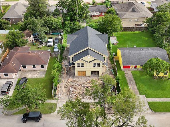 5955 Southseas Unit A and B Street, Houston TX 77033