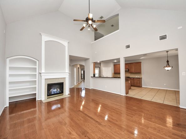 4422 Roundtree Lane, Missouri City TX 77459