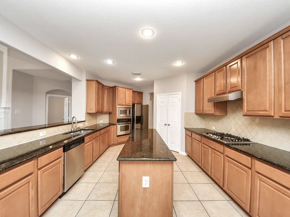 4422 Roundtree Lane, Missouri City TX 77459