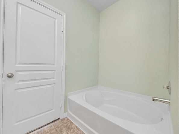 6715 Cortenridge Lane, Houston TX 77048