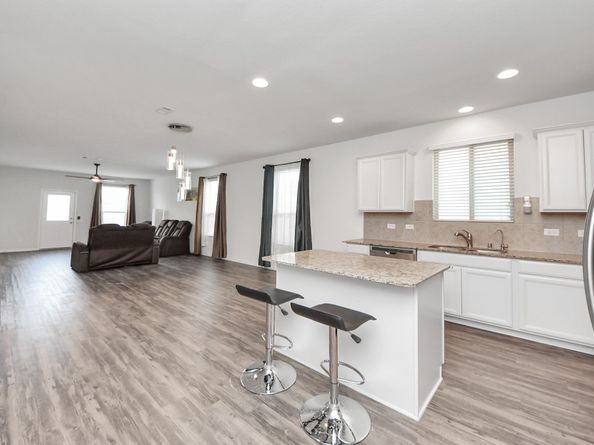 6715 Cortenridge Lane, Houston TX 77048