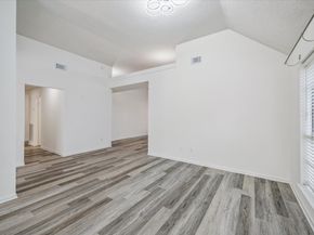 143 W Village Knoll Circle, Spring TX 77381