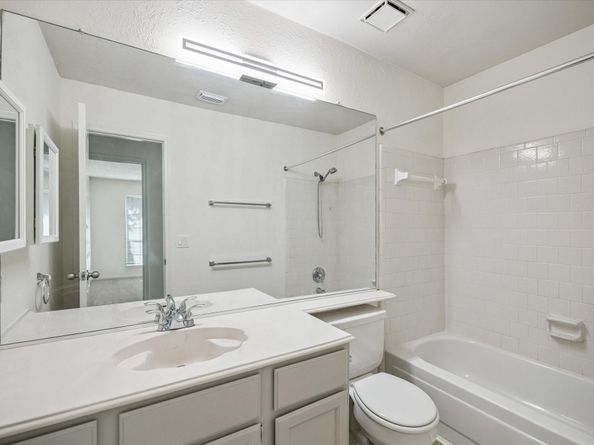 143 W Village Knoll Circle, Spring TX 77381