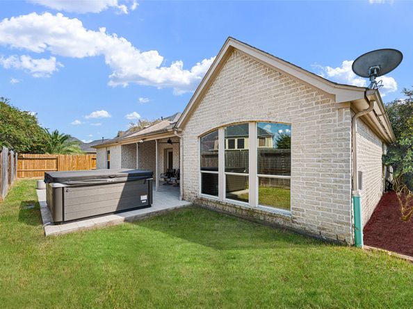 13619 Elm Shores Drive, Houston TX 77044