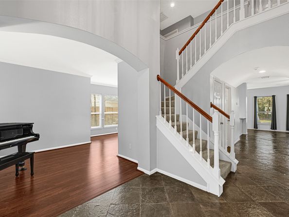 12902 Chalfield Circle, Houston TX 77044