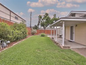 2427 Willowby Drive, Houston TX 77008