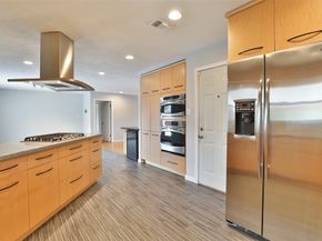 2427 Willowby Drive, Houston TX 77008