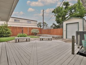 2427 Willowby Drive, Houston TX 77008