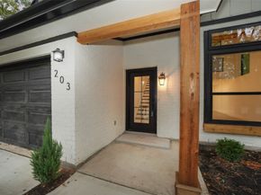 203 S Pathfinders Circle, The Woodlands TX 77381