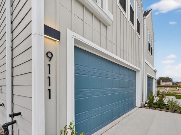 9102 Highland Northern Way, Houston TX 77088