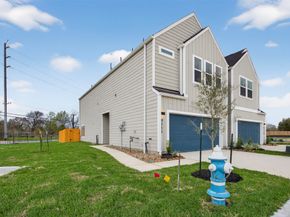 9102 Highland Northern Way, Houston TX 77088