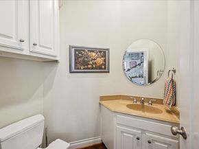 2207 Austin Street, Houston TX 77002