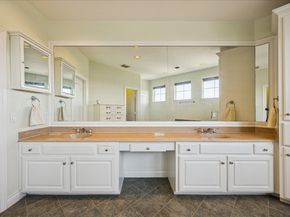 2207 Austin Street, Houston TX 77002