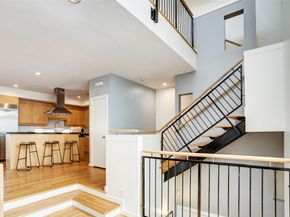 5443 Rose Street, Houston TX 77007