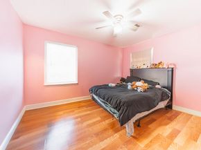 5002 Chennault Road, Houston TX 77033