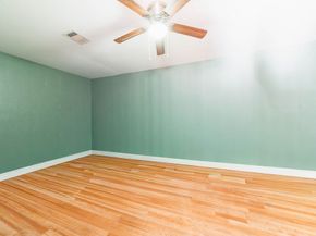 5002 Chennault Road, Houston TX 77033