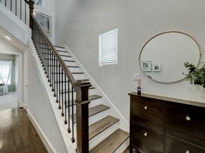 2231 Chenevert Street, Houston TX 77003