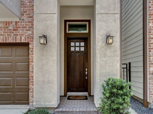 2231 Chenevert Street, Houston TX 77003