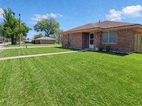 5658 Berry Creek Drive, Houston TX 77017