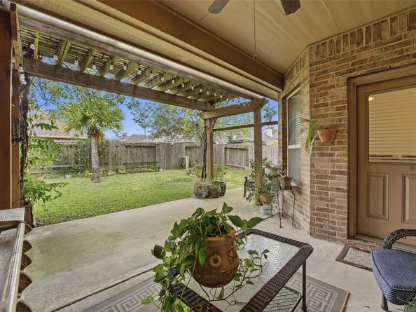 18115 Oliveria Way, Houston TX 77044
