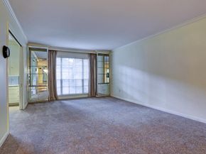 2600 Bellefontaine Street B18, Houston TX 77025