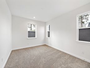 1117 Highland Square Lane, Houston TX 77091