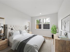 1117 Highland Square Lane, Houston TX 77091