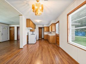 5532 Meadow Creek Lane, Houston TX 77017