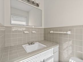 5532 Meadow Creek Lane, Houston TX 77017