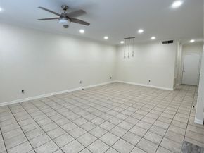 640 Wilcrest Drive 640, Houston TX 77042