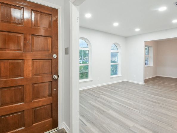 9111 Rentur Drive, Houston TX 77031