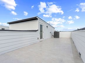 4708 Thornton Views  Rd, Houston TX 77018