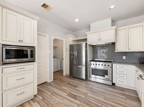 1915 Fergus Park Court, Houston TX 77047