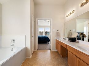 1915 Fergus Park Court, Houston TX 77047