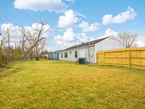 4901 Richfield Lane, Houston TX 77048