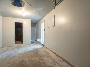 4901 Richfield Lane, Houston TX 77048