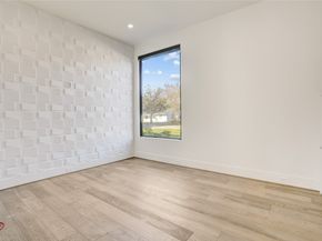 6533 Corbin Street, Houston TX 77055