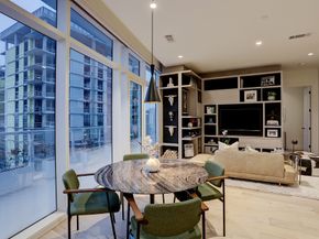 4521 San Felipe Street 1804, Houston TX 77027