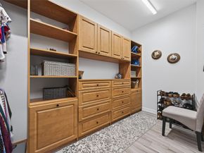 6211 Grovewood Lane, Houston TX 77008