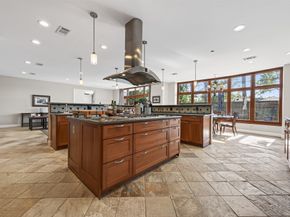 6211 Grovewood Lane, Houston TX 77008