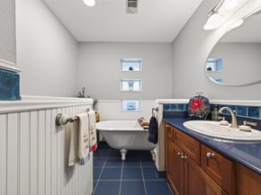 6211 Grovewood Lane, Houston TX 77008