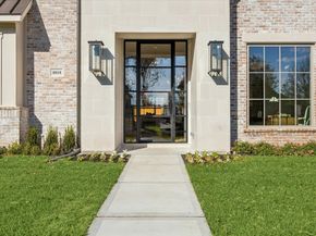 8818 Echo Valley Drive, Spring Valley Village TX 77055