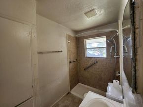 5535 Flamingo Drive, Houston TX 77033