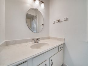 13376 Trail Hollow Drive 3376, Houston TX 77079