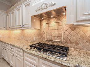 3213 Mcculloch Circle, Houston TX 77056