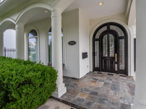 3213 Mcculloch Circle, Houston TX 77056