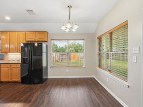 11 Crest, Houston TX 77082