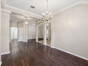 11 Crest, Houston TX 77082