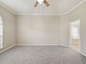 11 Crest, Houston TX 77082